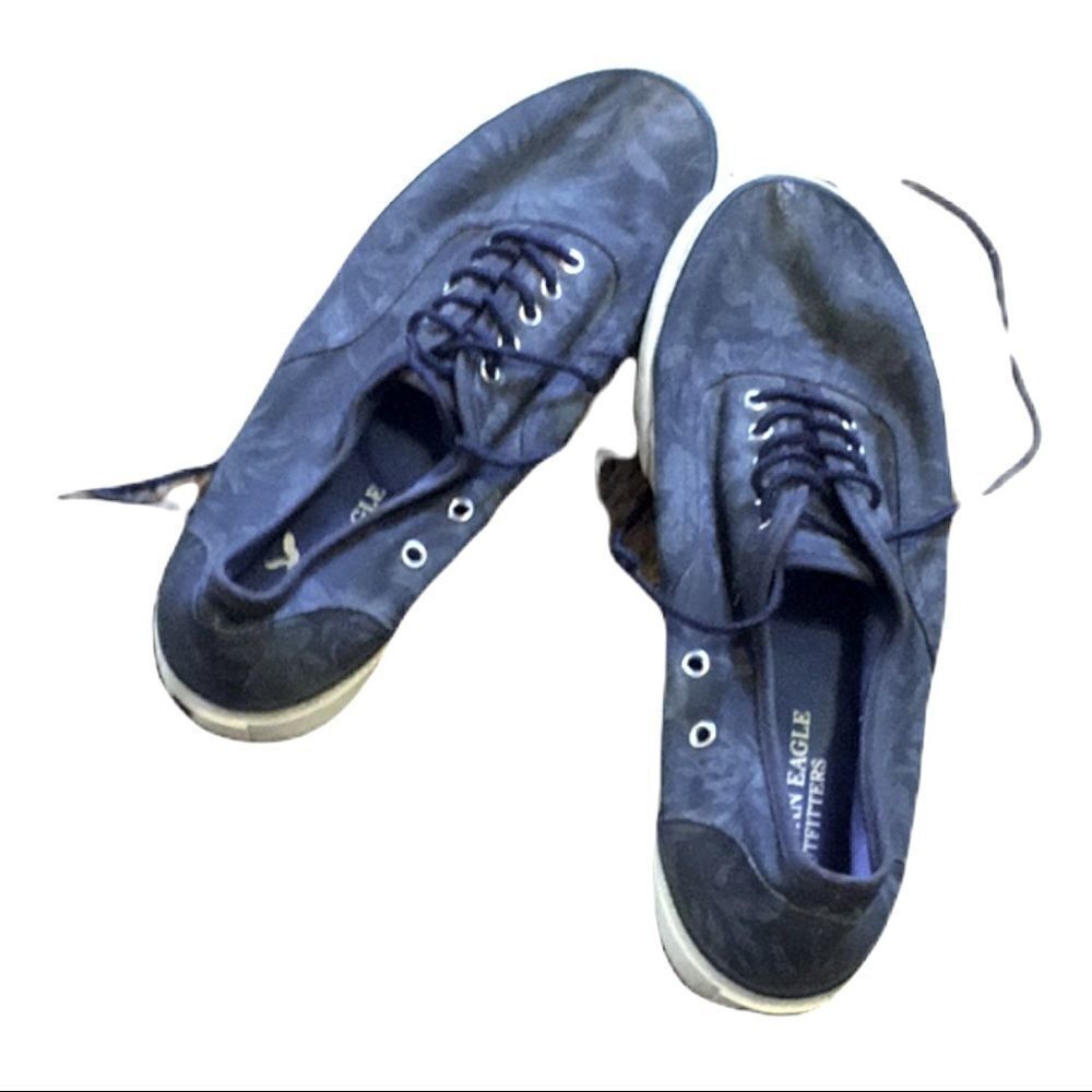American Eagle Men’s Floral Navy Canvas Shoes EUC